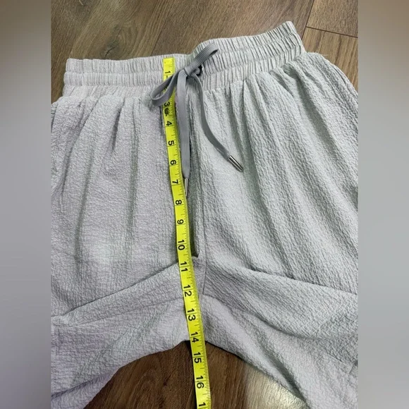 Maniere De Voir Men’s Seersucker Shorts Grey Size Medium - Picture 8 of 9